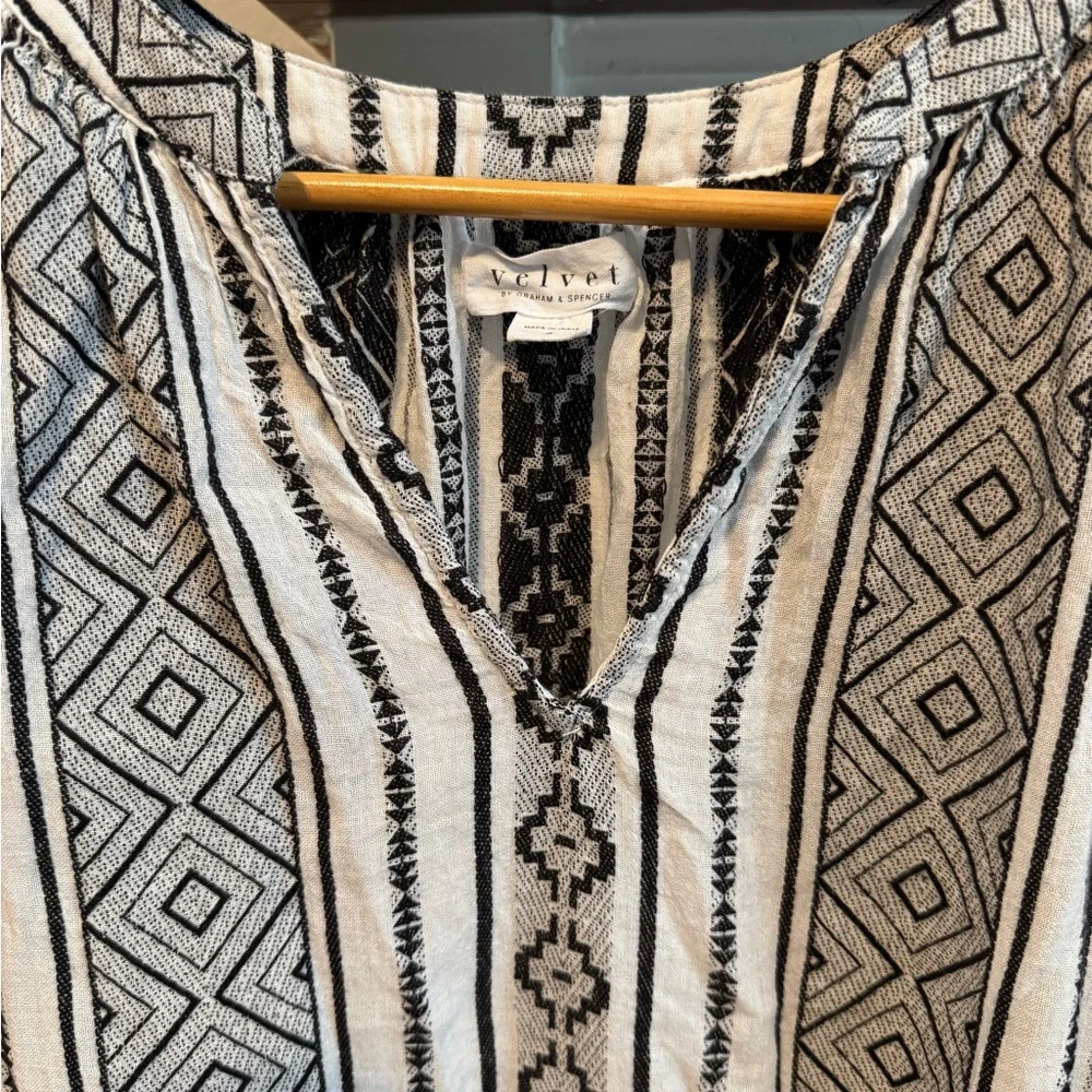 Velvet by Graham & Spencer Black & White Puff Sleeve women’s small made in India - Picture 4 of 9